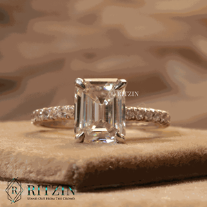 Lab Grown Diamond Round Cut <b>Solitaire</b> Engagement <b>Ring</b> with Sterling <b>Silver</b> Prong Setting for Women - Product Image 4