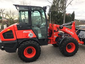 Construction Kubota R090 chargeuse sur pneus Kubota R070 850l godet fourche à palette fourche à palette à vendre - Product Image 3