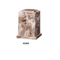 Urne adulte de crémation de cube carré en marbre de culture blanche faite à la main pour l'urne funéraire de cendres humaines pour une utilisation polyvalente