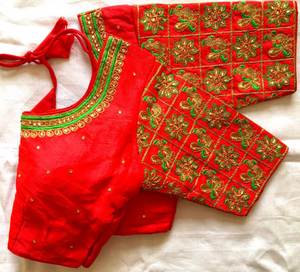 Blusa De Diseñador Con Hilo Y Trabajo Hecho A Mano Pesado - Product Image 5