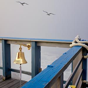 Campana de latón macizo para barcos, montaje en pared, anillo transparente para uso en interiores y exteriores, soporte pesado de latón macizo, tamaño de campana de barco, 5 pulgadas - Product Image 5