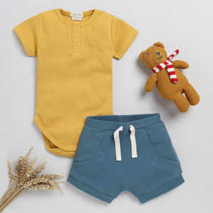 Ensemble de vêtements unisexe pour nouveau-né certifié GOTS et Oekotex en tissu bambou - Product Image 2