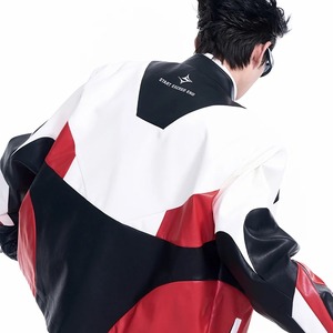 2024 automne hiver hommes veste en cuir brodé lettres Silhouette contraste couleur à manches longues haut laine tissu matériel fourrure - Product Image 3