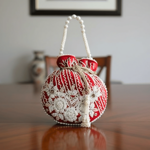 Red Handcrafted Embroidery <b>Handbag</b> Beads <b>Chains</b> Stylish Large Capacity Flap Casual/Classic/Modern Luxury Mini Bag for Parties - Product Image 5