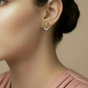 Boucles d'oreilles modernes à clous carrés entrelacés en forme de diamant pour femmes |   Boucles d'oreilles à porter au quotidien - Product Image 5