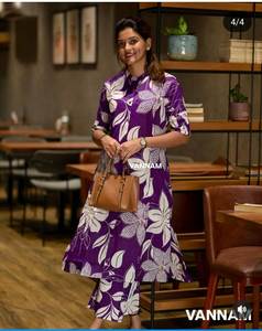 SUMMER DHAMAKA DESIGNER COLLECTION Profitez de votre été avec notre incroyable ensemble de pantalons kurti Ensemble kurti élégant pour cet été - Product Image 4