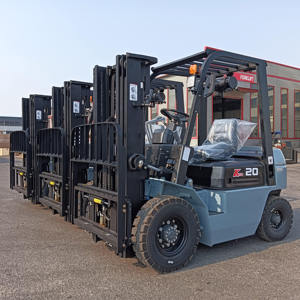 Chariot élévateur CAT d'occasion en excellent état, 2, 3, 4 et 5 tonnes, diesel, pour la vente au détail et les ateliers de réparation de machines - Product Image 5