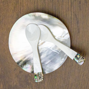 Cuillère à perles personnalisée Vente en gros Ensemble de cuillères en nacre pour dîner raffiné Dessert et présentation de caviar - Product Image 6