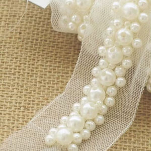 Ruban en macramé avec perles de perles d'ivoire pour bretelles de robe de bal - Product Image 1