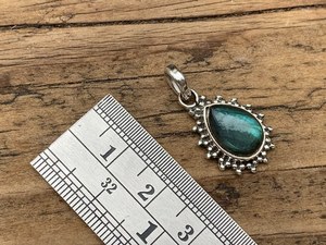 Collar de labradorita bohemio Diseño de lágrima de plata esterlina Joyería elegante para el día de la madre - Product Image 6