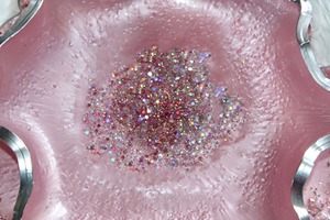 Alluring Pink Resin Decorative <b>Bowl</b> With <b>Silver</b> Glitter Detailing For Jewelry Storage Makeup Organizer Or Decorative Styling - Product Image 3