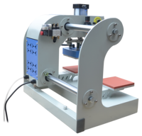 Presse à chaud à double tête facile à utiliser pour l'impression de logo Mini machine d'impression de logo pneumatique pour vêtements