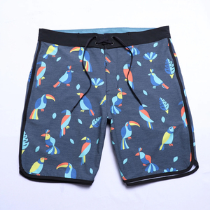 Pantalones cortos de baloncesto para hombre personalizados | Pantalones cortos deportivos transpirables de poliéster 100% | Impresión de logotipos y letras disponibles - Product Image 1