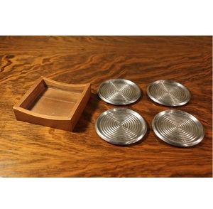 Posavasos de metal personalizado hecho a mano de diseño real para decoración de mesa de hogar y boda a precio mayorista - Product Image 1