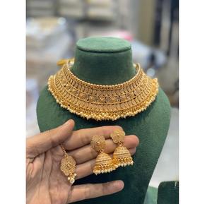 Ensemble collier et boucles d'oreilles en laiton plaqué or de qualité supérieure, aspect or véritable, collection pour mariage, fête, festival, pour femmes. - Product Image 1