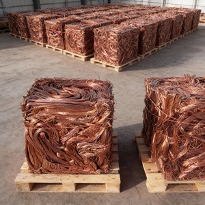 Déchets de fil de cuivre de qualité supérieure, pureté de 99,9%, cuivre nu brillant pour le recyclage, la fonte en usine et les commandes en gros mondiales - Product Image 6