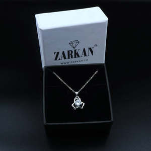 Colgante de Plata Zarkan Unbreakable Bond con Forma Geométrica de Número, de Aleación de Acero Inoxidable con Engaste de Garra y Cadena de Caja, para Regalo de Fiesta - Product Image 4