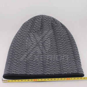<b>Light</b> Weight Custom Made Beanies <b>Hat</b> New Design Winter Wear Beanies <b>Hat</b> Wholesale Beanies <b>Hat</b> - Product Image 4