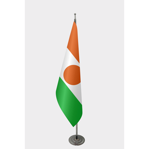 Drapeau officiel du Niger pour intérieur, imprimé numériquement sur polyester durable avec mât en aluminium - Product Image 1