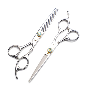 Las mejores tijeras de peluquero hechas a medida con mango de estilo, pulido de acabado para corte de cabello y adelgazamiento, nitidez garantizada - Product Image 1