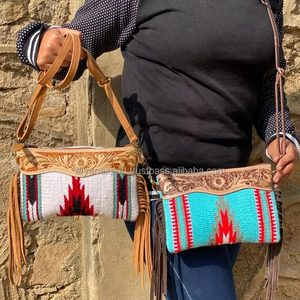 Diseñador Aztec Saddle Blanket Bolso de cuero Mano Tooled Cuero Fringe Sling Bolso Estilo occidental Crossbody Bolso - Product Image 3