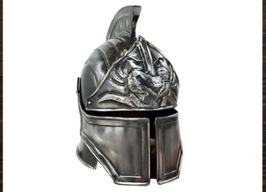 Entra en la historia Explore Nuestros cascos de caballero medieval de acero y latón de Estilo Vintage bellamente hechos a mano - Product Image 6