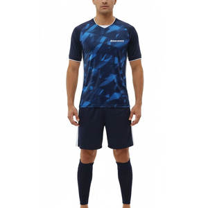 Uniforme de football de la meilleure qualité, uniforme de football sur mesure, vêtements d'entraînement, uniforme de football dans les vêtements de sport - Product Image 1