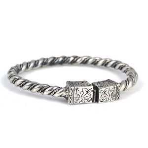 Pulsera Adana de Plata de Ley 925 con Piedra Cuadrada Blanca y Motivo de Hoja, Pulsera de Tenis Moderna - Product Image 4
