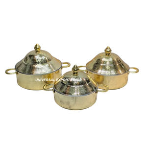 Calentador de alimentos con acabado blanco de metal Cazuela de diseñador hecha a mano de alta calidad Olla de metal al por mayor con estilo clásico - Product Image 6