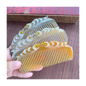 Peine de cuerno con dientes pulidos suaves, antiestático y suave, adecuado para tipos de cabello grueso, rizado o sensible - Product Image 2