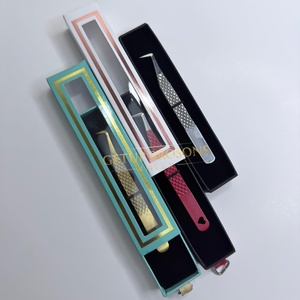 Pince à épiler lisse de haute qualité GETUP BROSONS IMPEX GBI-EET-2362 90/curve/isolation en acier inoxydable, couleurs argent/rouge/or - Product Image 4