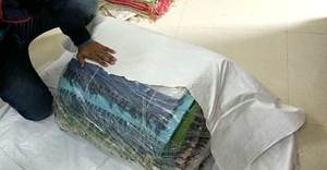 Alfombras de trapo de algodón personalizadas hechas a mano, alfombrillas de puerta de diseño de rompecabezas de tela reciclada multicolor para diseñadores de interiores - Product Image 4