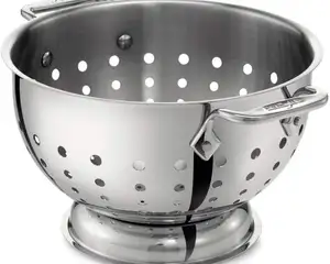 Colador de acero inoxidable de estilo moderno para uso doméstico, colador de comida y frutas duradero, elegante - Product Image 1