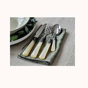 Espejo de plata de acero inoxidable pulido con mango de resina de color cremoso único Juego de cubiertos - Product Image 1