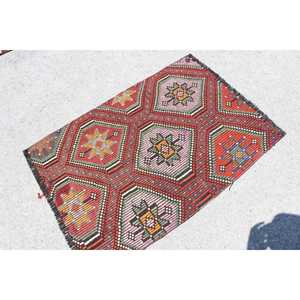 Tapis de 2,8 x 4 pieds, petit tapis turc, tapis abstrait rouge Kilim - Product Image 2