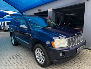 Jeep Grand Cherokee 2006 Usado de Calidad y Precio Accesible, Motor 5.7 Hemi V8 Overland, Volante a la Derecha - Product Image 1