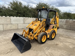 Nouvelle mini-chargeuse-pelleteuse JCB 1CX avec moteur et boîte de vitesses, 3000 kg, 0-2000 heures, à vendre, prête à être expédiée - Product Image 6