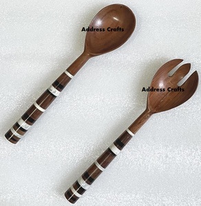 Serveur à salade en bois avec manche en nacre Lot de 2 cuillères à salade en bois et vadrouille faites à la main Fourchettes Ustensiles de cuisine - Product Image 2
