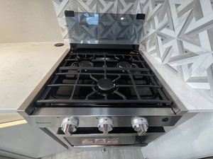 Nouveau 2025 Coachmen F-r-e-e-l-a-n--d-e-r 29K-B-F - Product Image 2