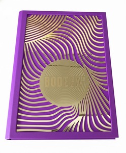 ปกเมนูหนัง PU หรูหรา ดีไซน์ใหม่ ขนาดสั่งทำได้ สำหรับร้านอาหาร 8.5x14 นิ้ว ได้รับการรับรองมาตรฐาน ISO ราคาประหยัด พร้อมโลโก้แผ่นโลหะ 4-5 ดาว - Product Image 5