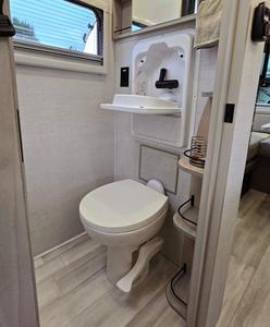 ผู้จัดจำหน่ายรถบ้านน้ำหนักเบา Grand Design Ser nova 160LG รุ่นใหม่ - Product Image 5