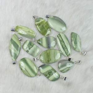 Collier de haute qualité pour femme, plaqué argent, serti d'opale verte, design bohème, bijoux fantaisie, cadeau - Product Image 3