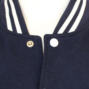 Chaqueta universitaria ligera Chaqueta de invierno de alta calidad bordada personalizada con mangas regulares Chaquetas de hombre de fabricante directo - Product Image 3