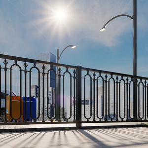 Valla de hierro forjado hecha en Vietnam con patrón geométrico atrevido, estructura duradera y acabado elegante para vallas exteriores de lujo - Product Image 5