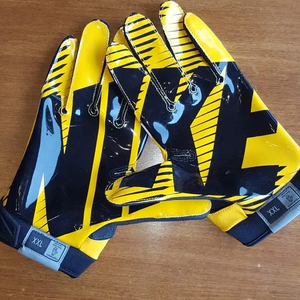 Gants gaéliques Nouveau design personnalisé uni Gants gaéliques avec gants de football en latex allemand de qualité supérieure - Product Image 2