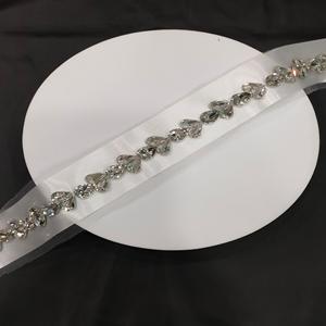 Tissu élégant fait main de dentelle d'argent de garniture de pierre de cristal de diamant avec la garniture décorative de pierre de cristal - Product Image 4