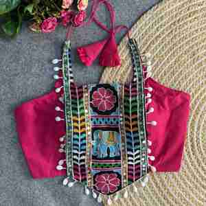 Algodón mágico de diseñador con fabricante y proveedor de blusa bordada Codding de Surat a la tarifa más baja - Product Image 4