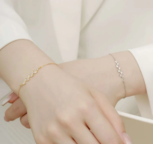 Colgante de Plata 925 y Oro con Forma de Dibujo Animado de Hip Hop, con Moissanita en Engaste de Canal, Certificado IGI, Joyería Unisex - Product Image 3