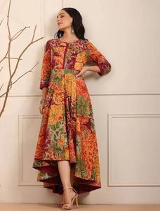 ชุดเดรสโบโฮผ้าฝ้ายพิมพ์ลายดอกไม้สไตล์อินเดียชุดเดรสลำลองฤดูร้อนลายดอกไม้ทำด้วยมือของขวัญที่สมบูรณ์แบบสำหรับเธอมีคุณสมบัติตามธรรมชาติ - Product Image 2