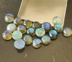 Vente en gros de cabochons ronds en labradorite et pierre de lune naturelle de 2 mm à 30 mm, à dos plat, pierres précieuses en vrac avec jeu de couleurs pour la fabrication de bijoux - Product Image 5